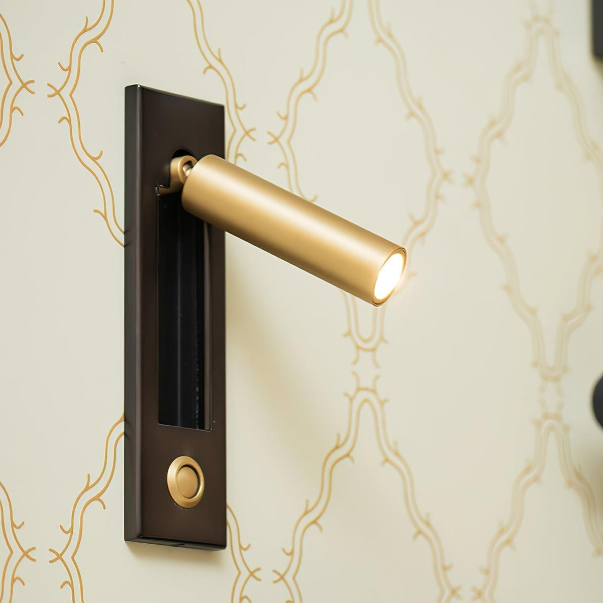 Adjustable Reading Wall Light with Switch