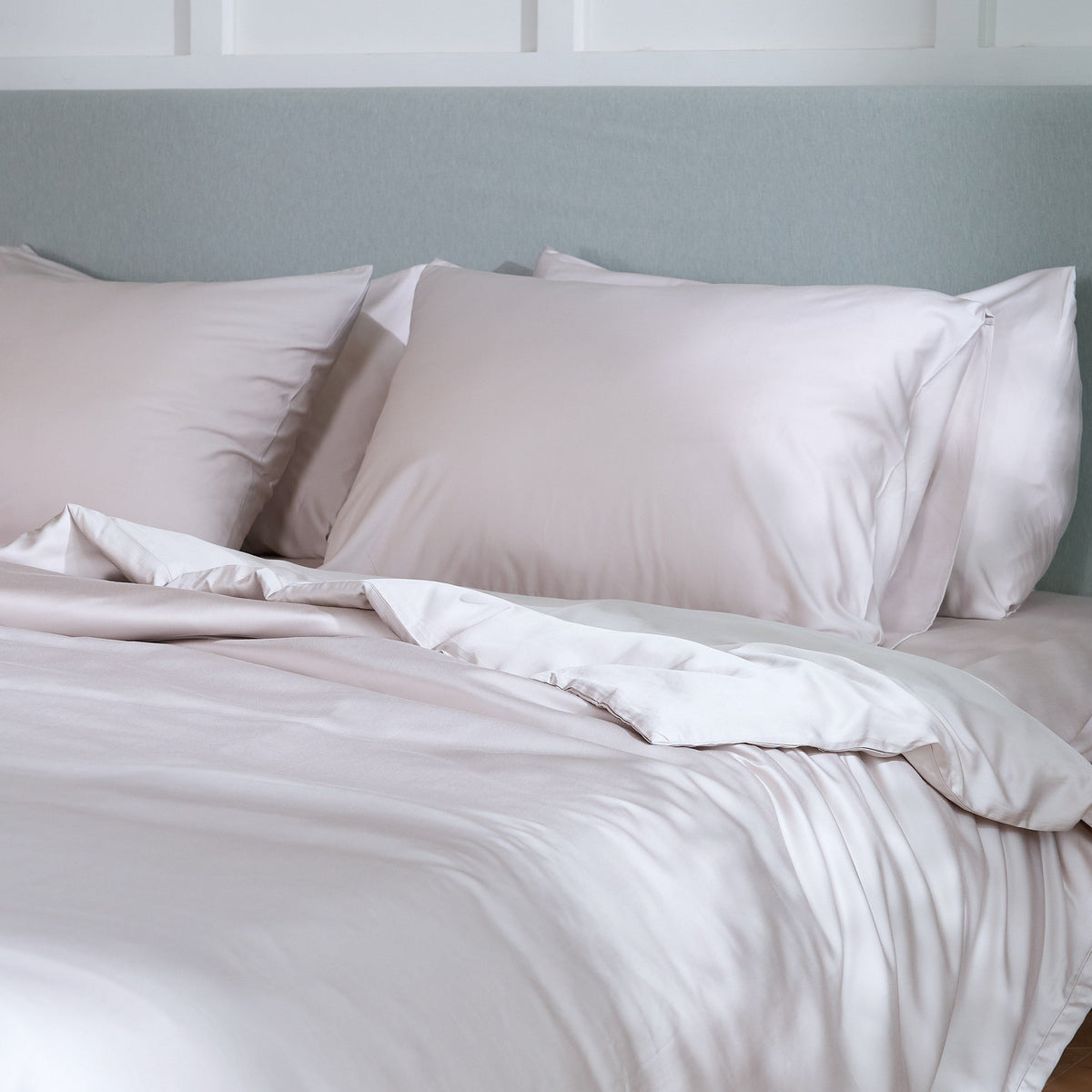 Bamboo Pillowcases with Pet Hair Repellent