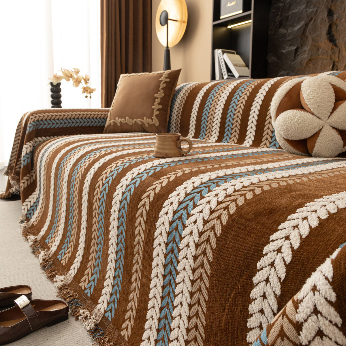 Cozy Decorative Throw Blanket for Couches, Boho Plush Woven Sofa Cover with Stripes