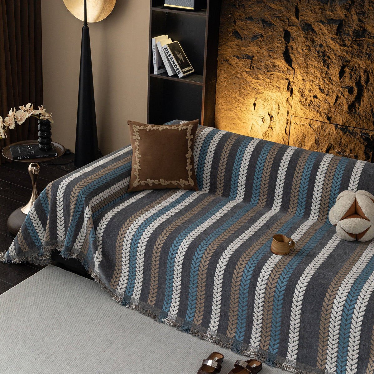 Cozy Decorative Throw Blanket for Couches, Boho Plush Woven Sofa Cover with Stripes