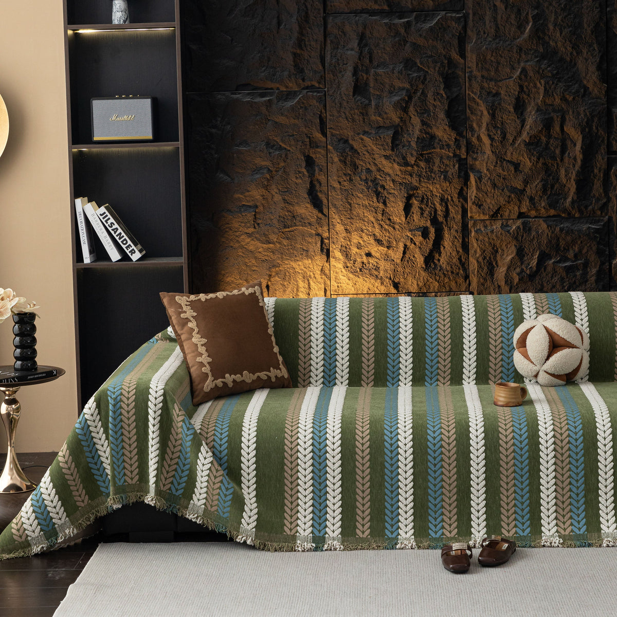 Cozy Decorative Throw Blanket for Couches, Boho Plush Woven Sofa Cover with Stripes