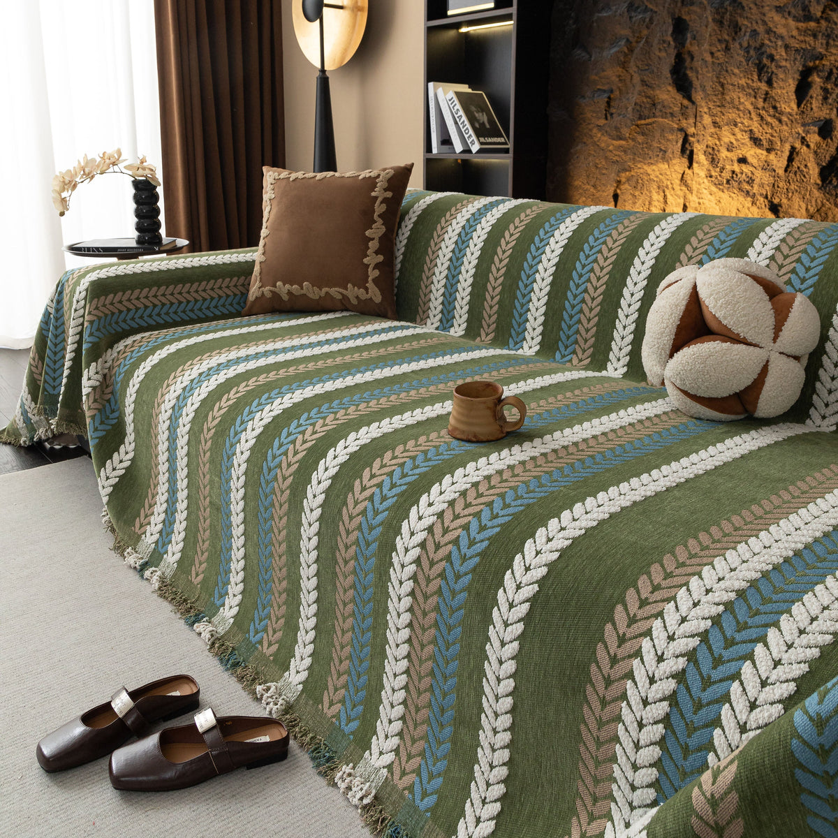 Cozy Decorative Throw Blanket for Couches, Boho Plush Woven Sofa Cover with Stripes