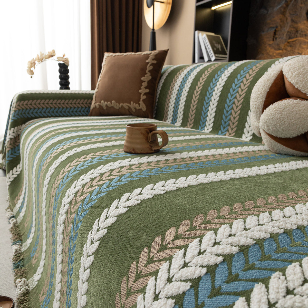 Cozy Decorative Throw Blanket for Couches, Boho Plush Woven Sofa Cover with Stripes