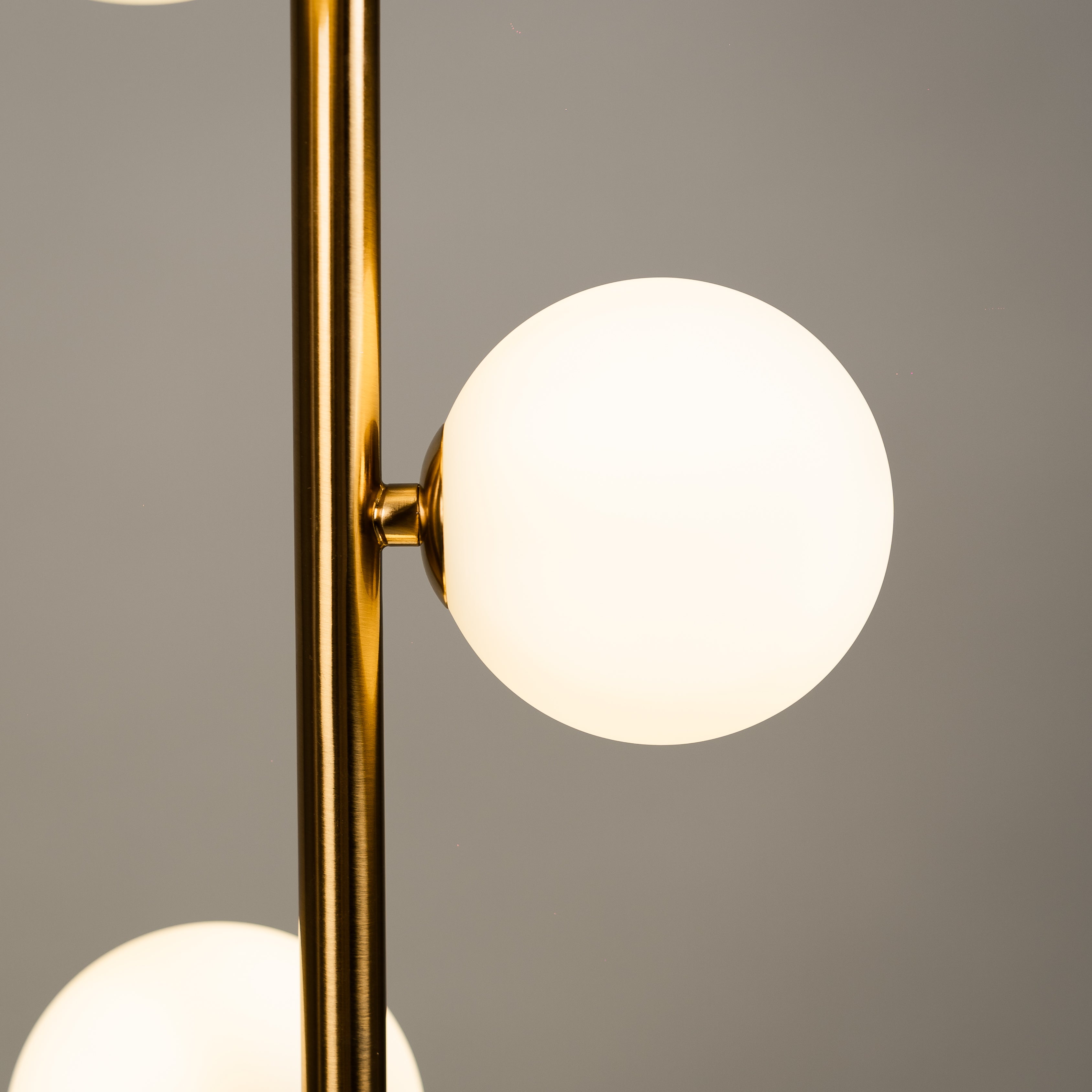 Minimalist Globe Floor Lamp with Nine Lights