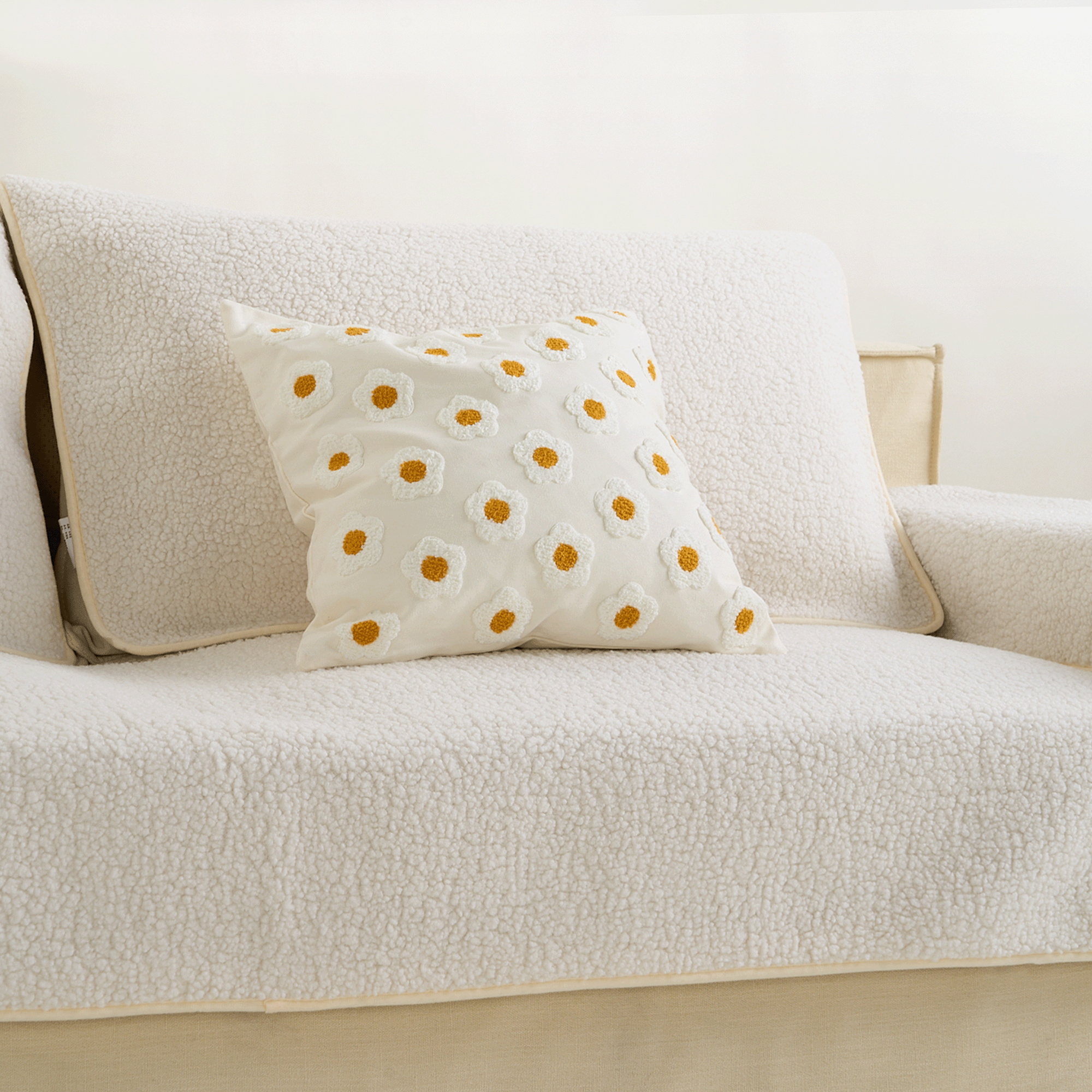 Tufted Daisy Pillow Cover with Floral Texture