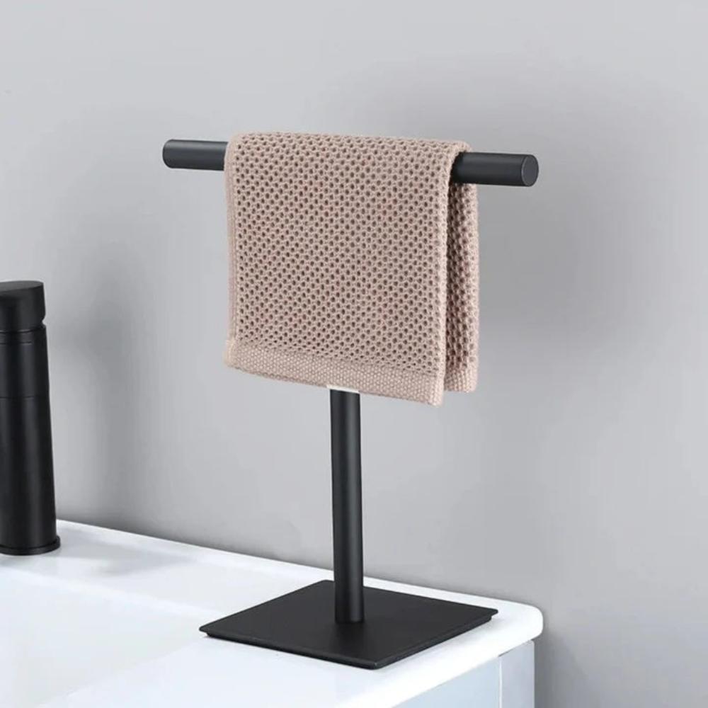 Freestanding Metal Towel Rack with Heavy Base