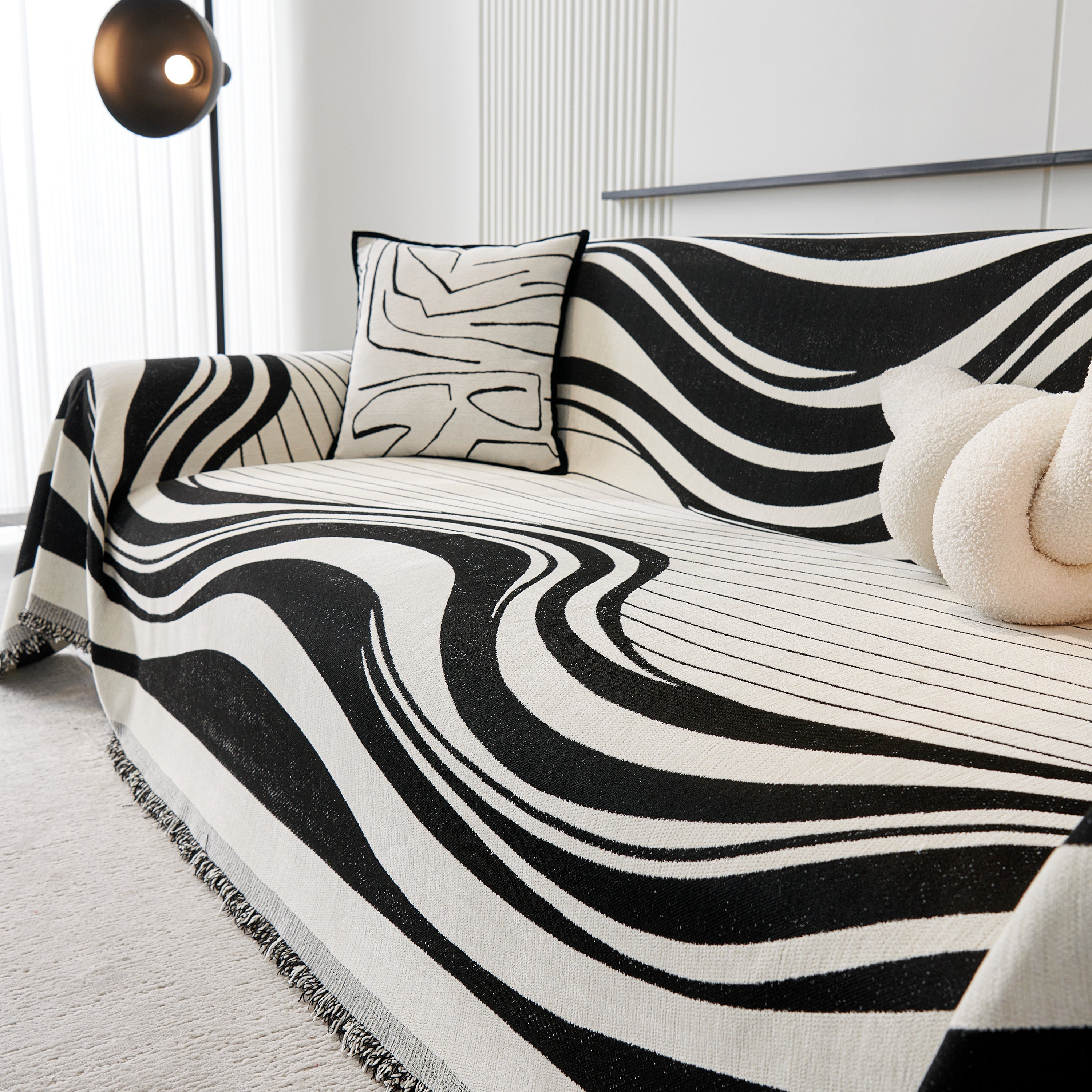 Modern Chenille Sofa Throw with Wavy Pattern