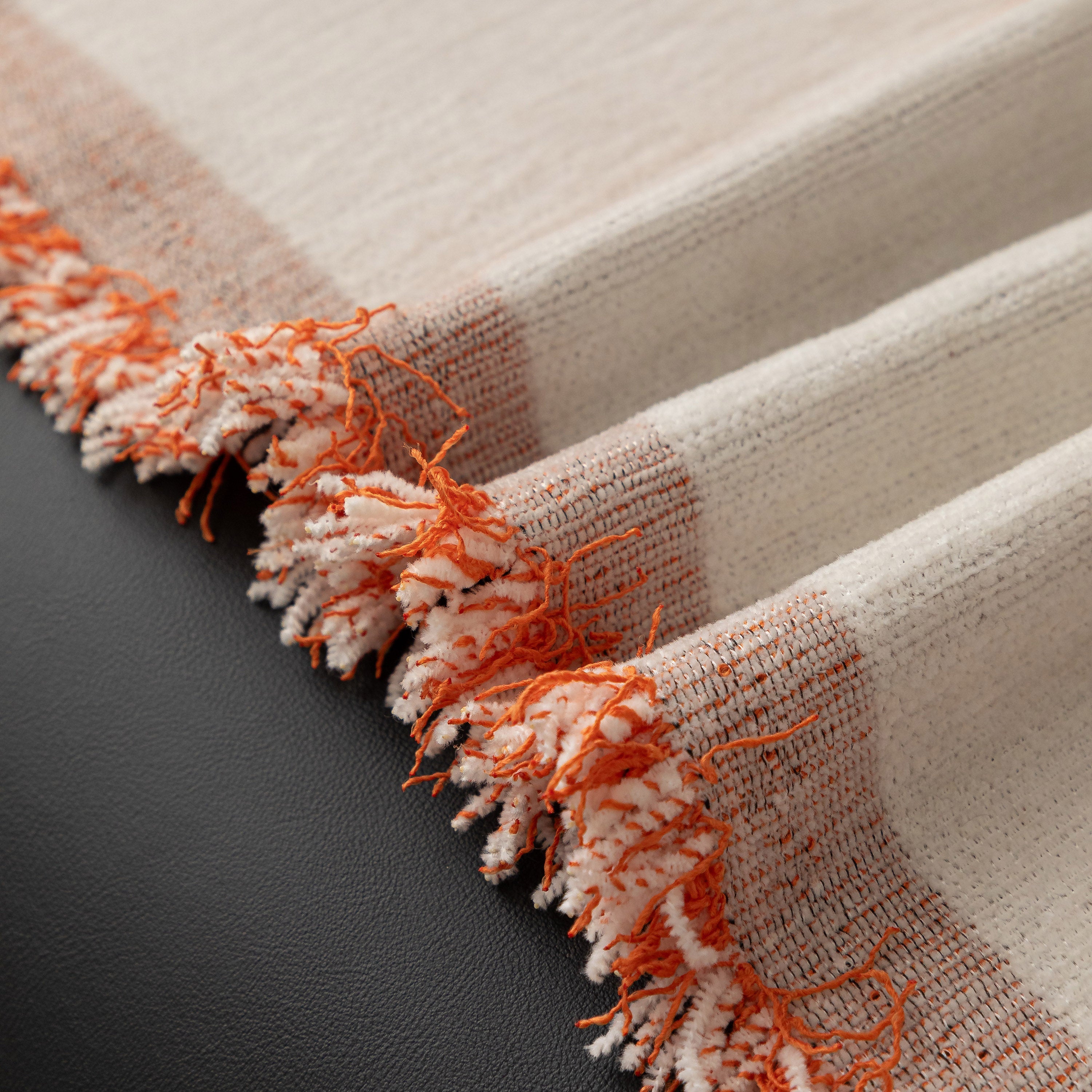 Modern Plaid Chenille Sofa Throw with Tassels