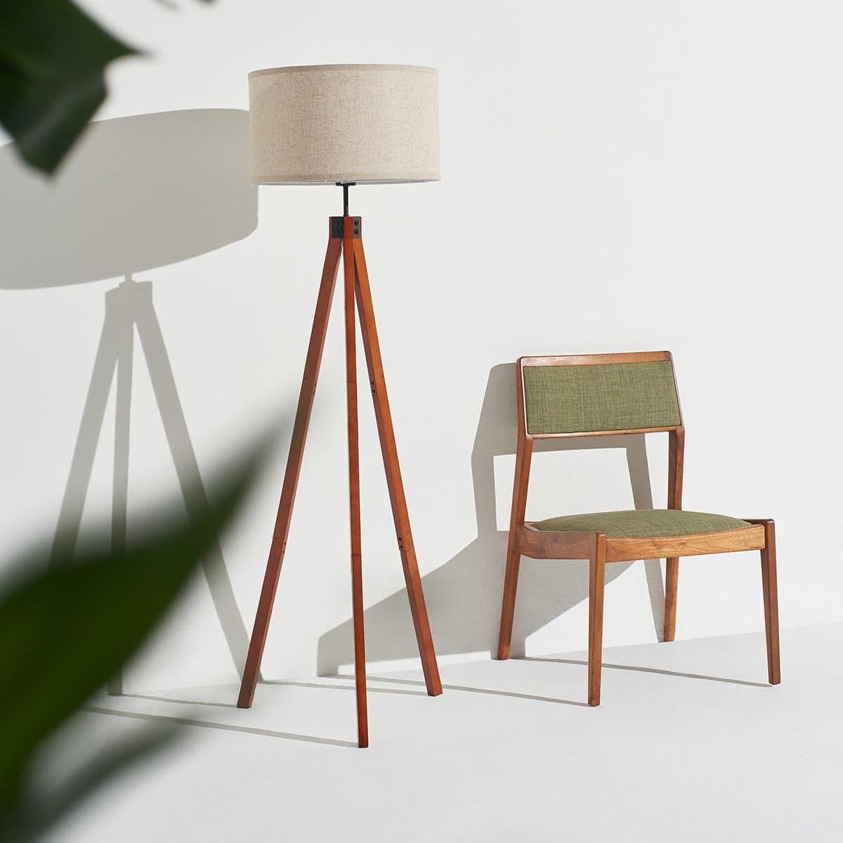 Modern Tripod Floor Lamp with Fabric Shade