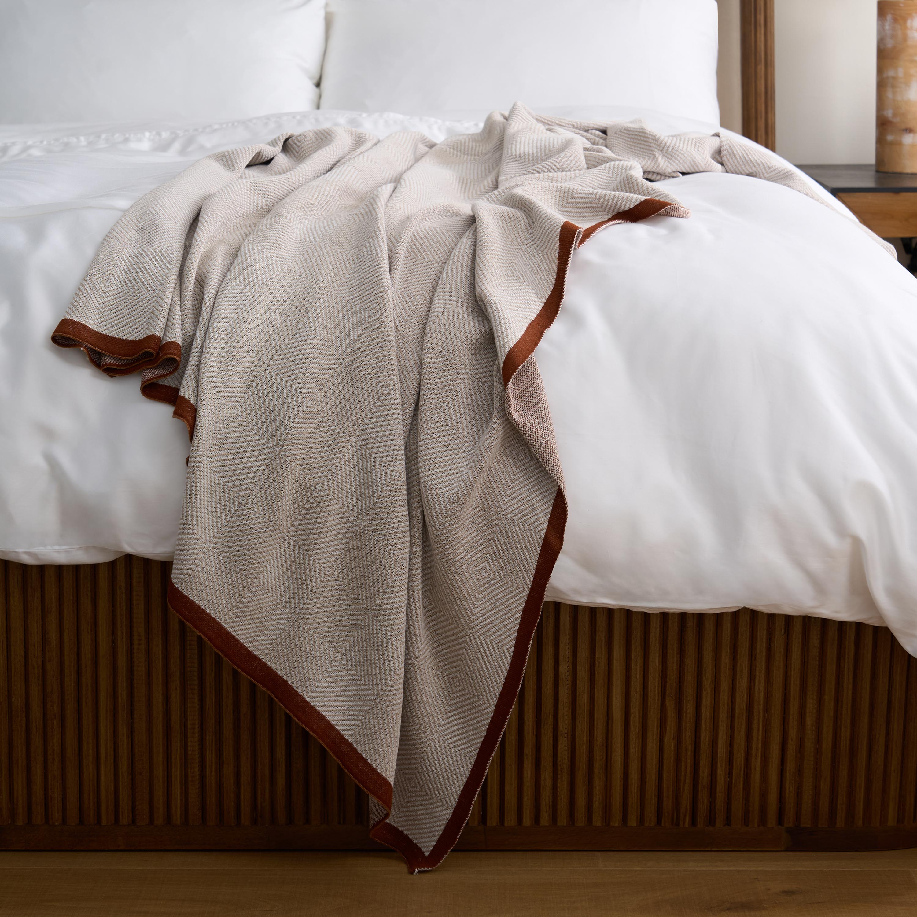 Nordic Woven Throw Blanket with Contrast Trim