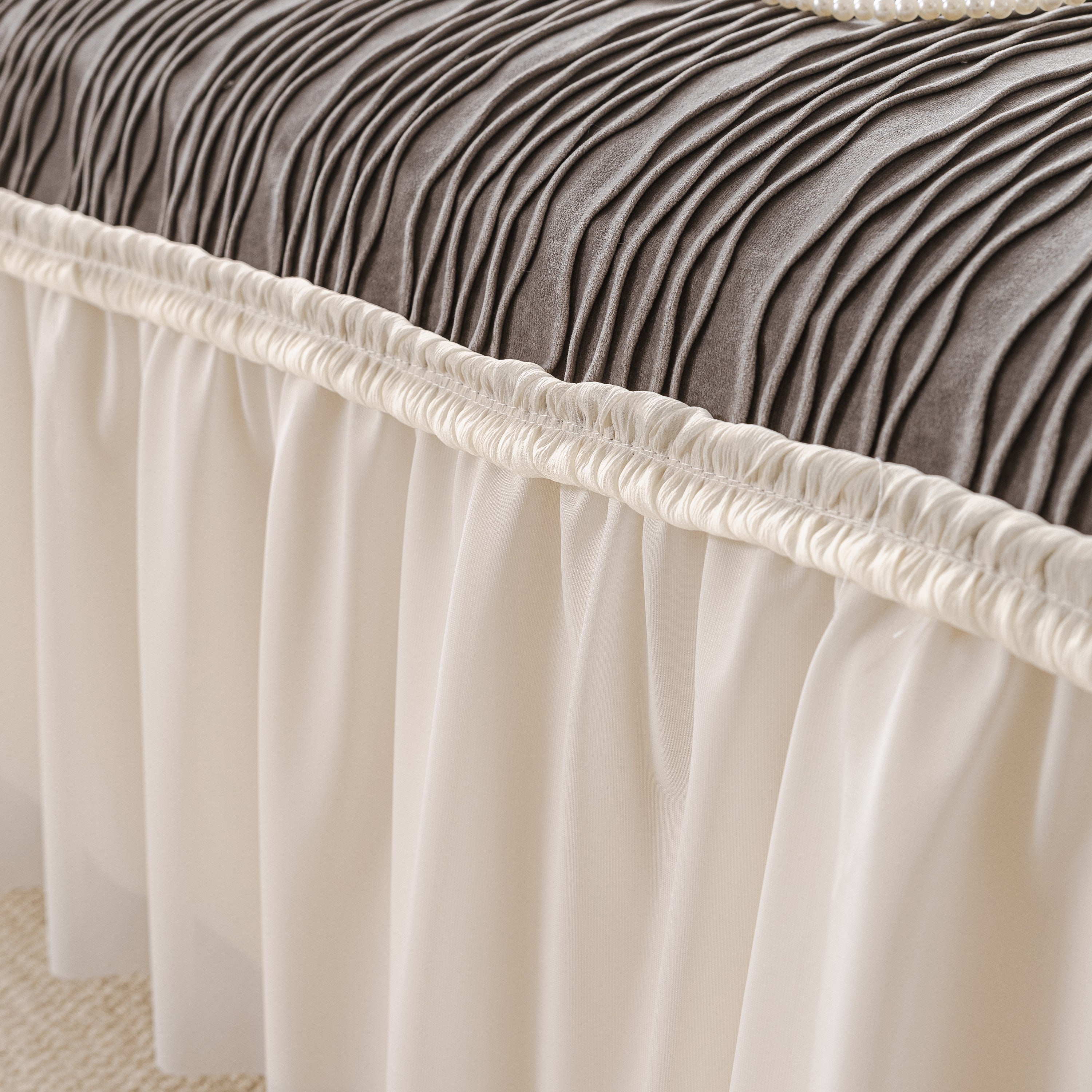 Plush Flannel Sofa Throw with Ruffled Skirt