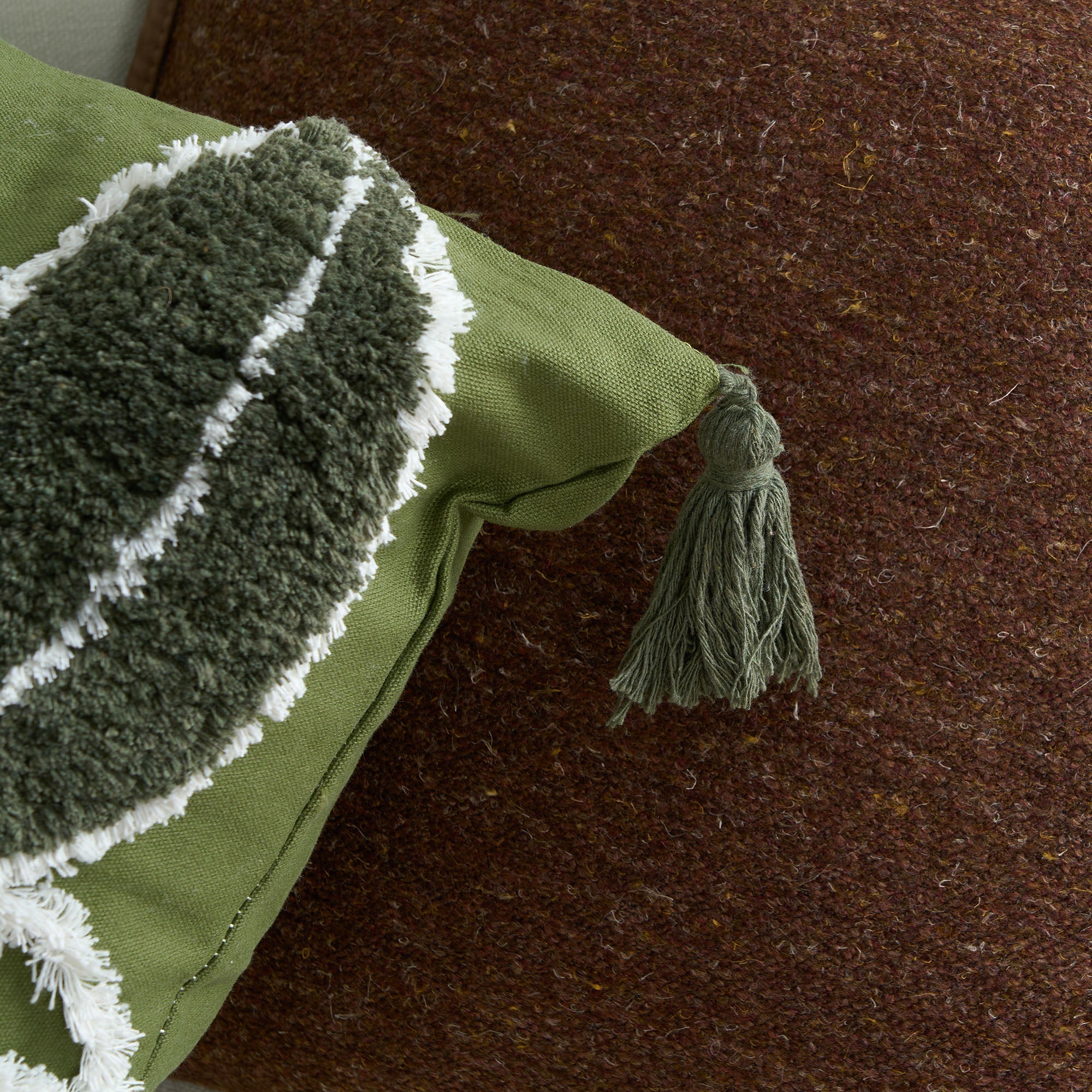 Tufted Leaf Cushion Cover with Tassel Corners