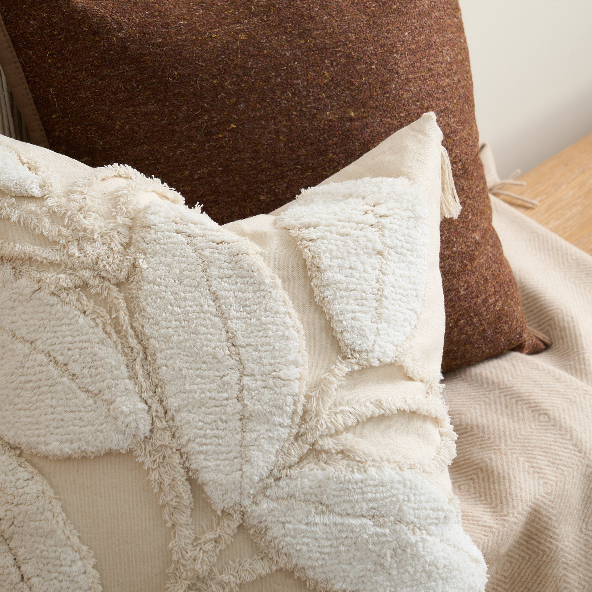 Tufted Leaf Cushion Cover with Tassel Corners