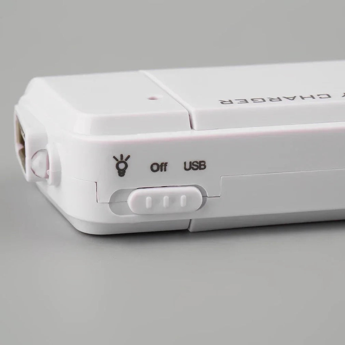 Aa Battery Power Bank Emergency Charger For Smartphones With LED Status Light - Image 6