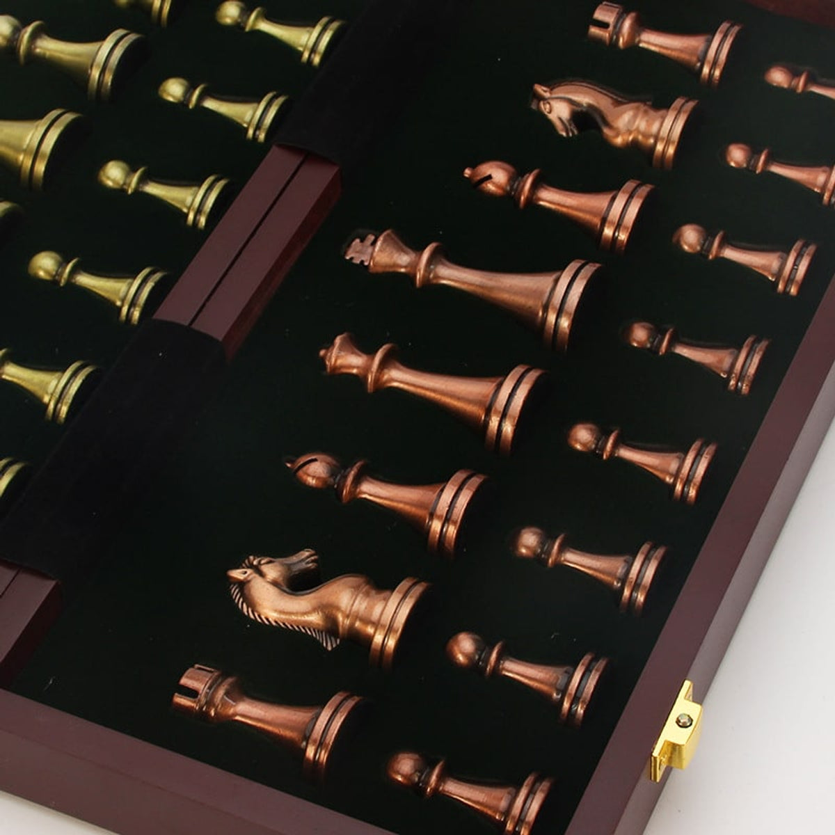 Foldable International Chess Set With Portable Board Game Design - Image 5