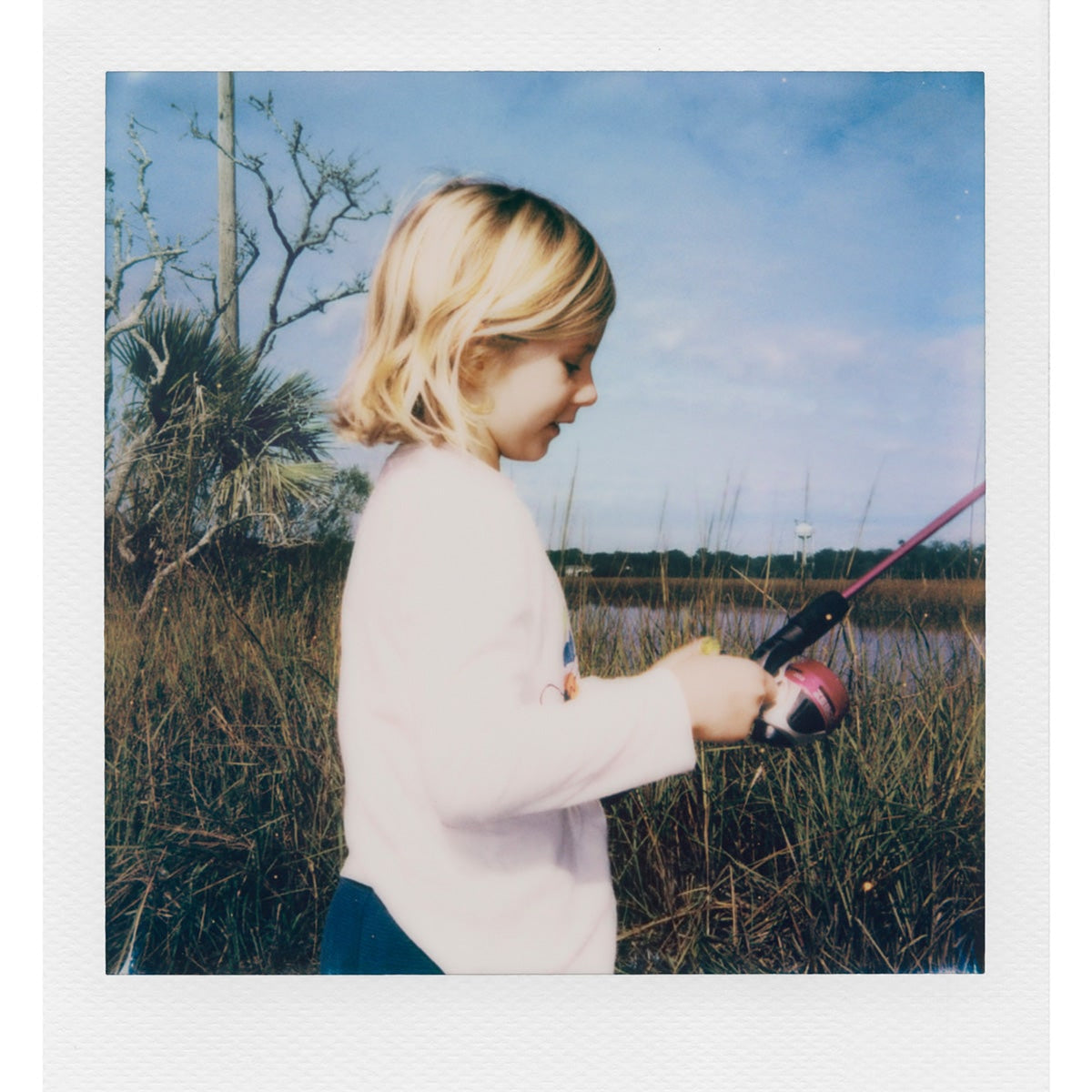 Polaroid Now Instant Camera Generation 3 With Dual-Lens Autofocus - Image 4
