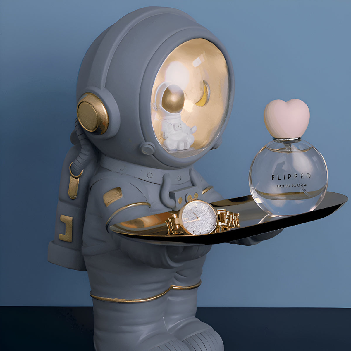 Synthetic Resin Astronaut Organizer Tray With LED Light - Image 5