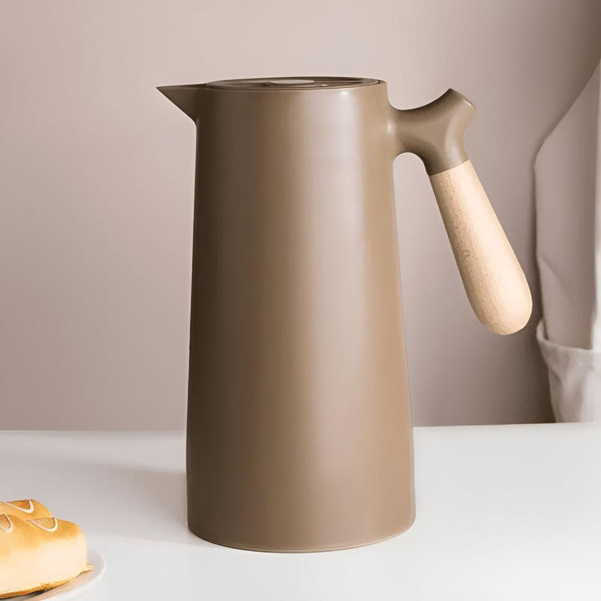 Virexen Insulated Carafe Stainless Steel Thermal Jug With Wooden Handle For Hot And Cold Drinks - Image 5