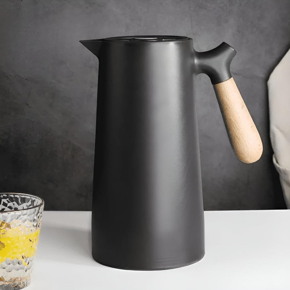 Virexen Insulated Carafe Stainless Steel Thermal Jug With Wooden Handle For Hot And Cold Drinks - Image 4