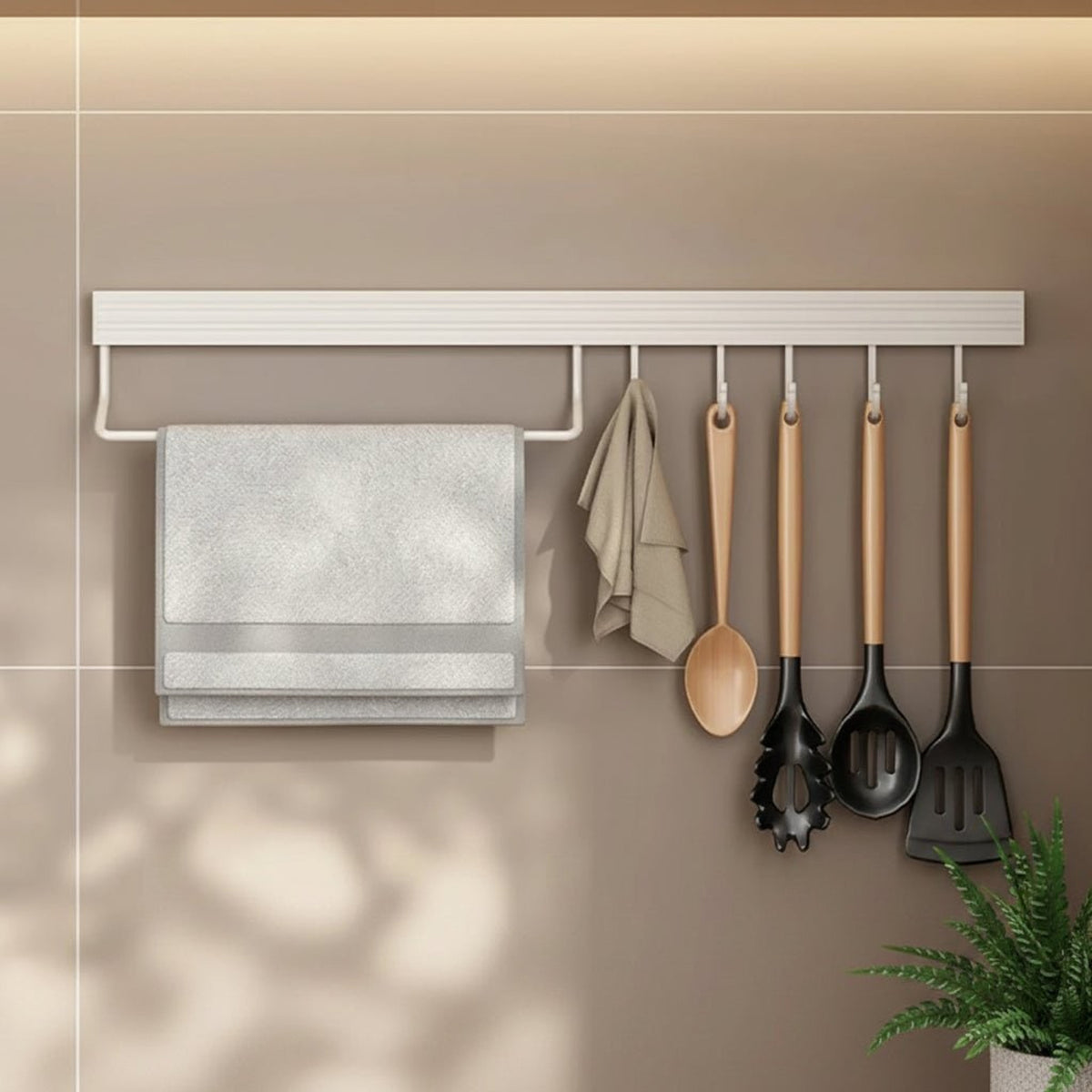Wall Hook Organizer For Cutting Boards And Kitchen Utensils Space-Saving Wall Mount Storage - Image 5