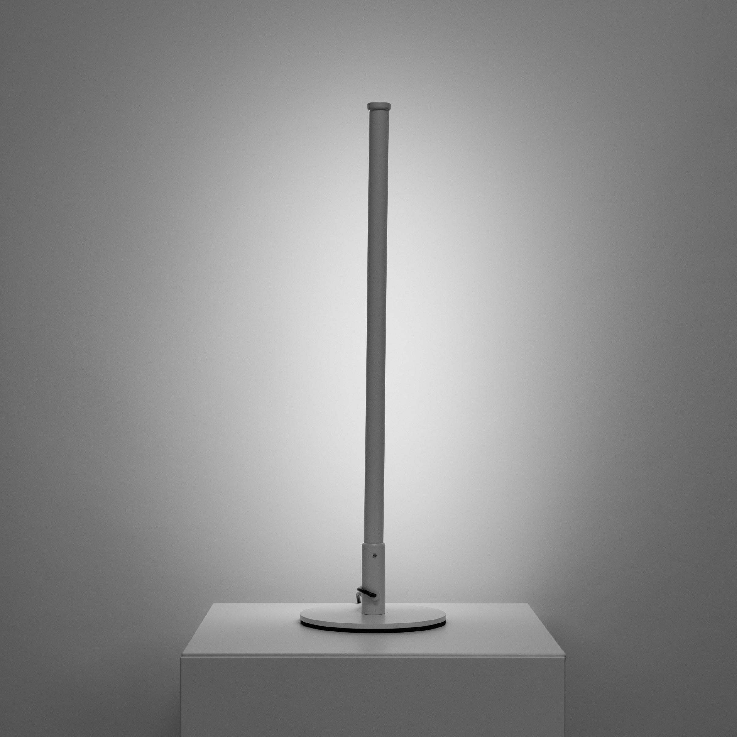 Minimalist Linear LED Table Lamp with Remote