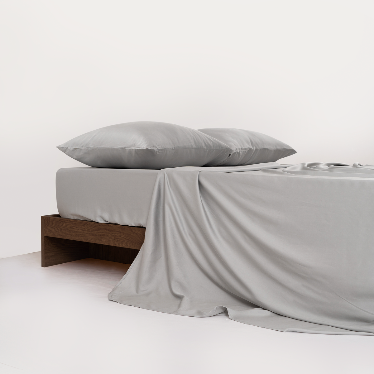 Bamboo Pillowcases with Pet Hair Repellent