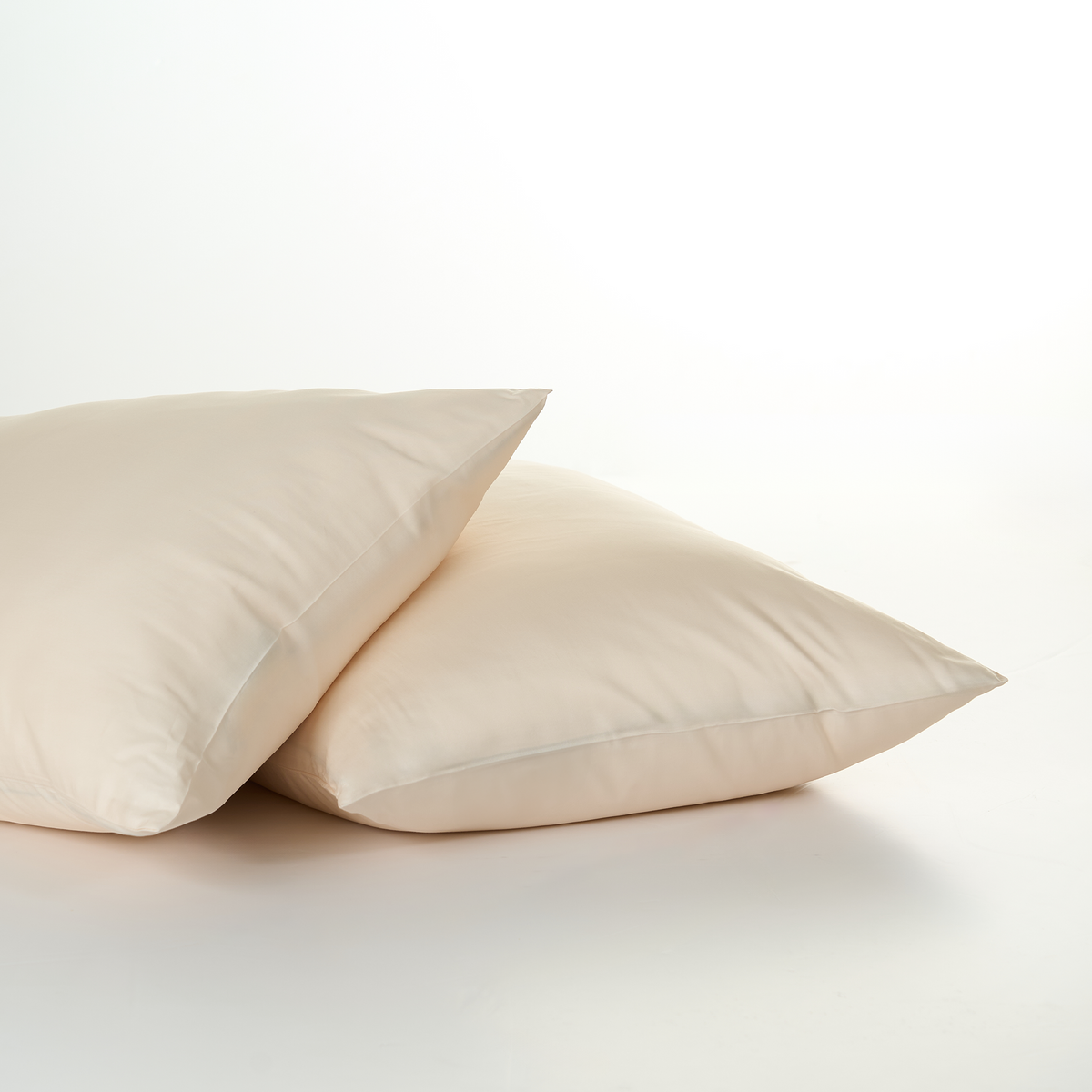 Bamboo Pillowcases with Pet Hair Repellent