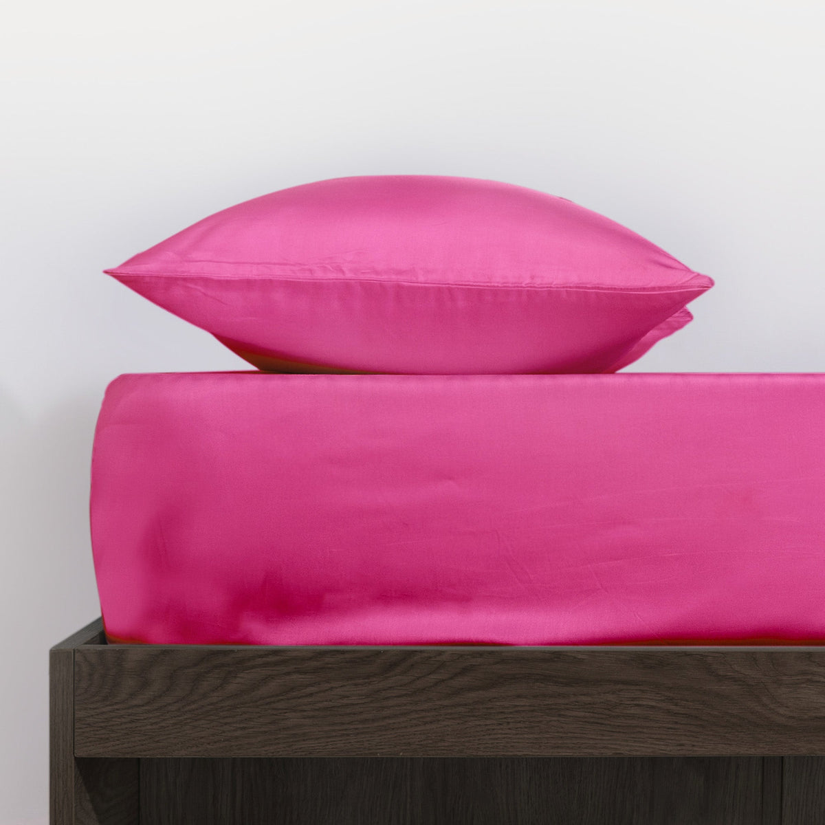 Bamboo Pillowcases with Pet Hair Repellent