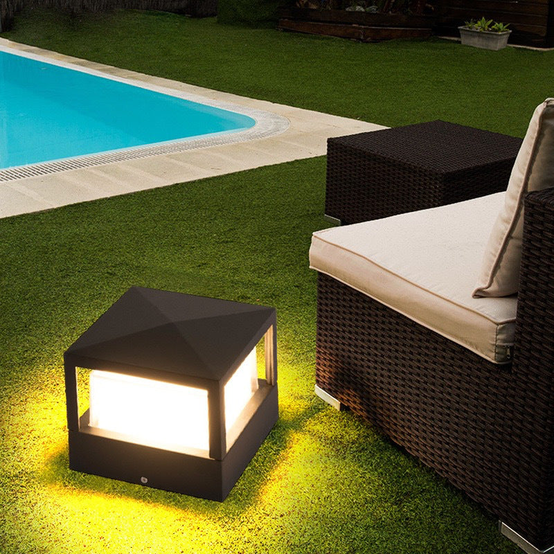 Black Aluminum LED Pillar Light with Diffuser