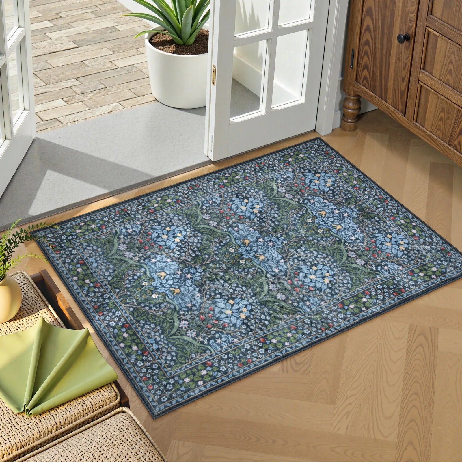 Blue Vintage Floral Rug with Non-Slip Backing