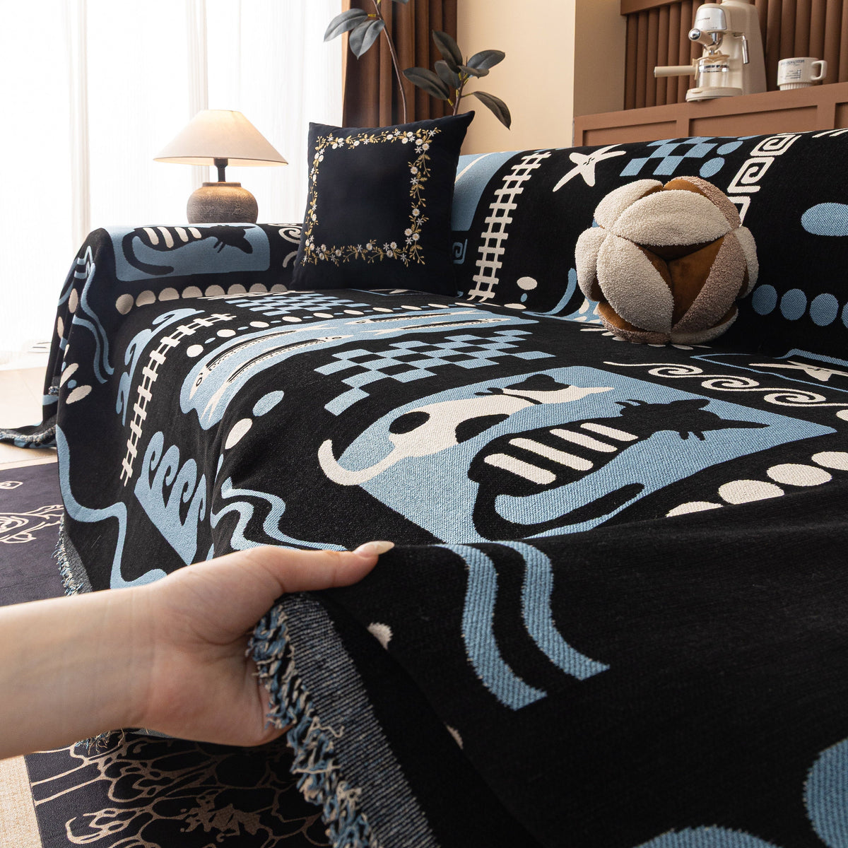 Boho Chic Woven Throw Blanket for Couch, Washable Couch Cover for Pets, Dogs, Cats