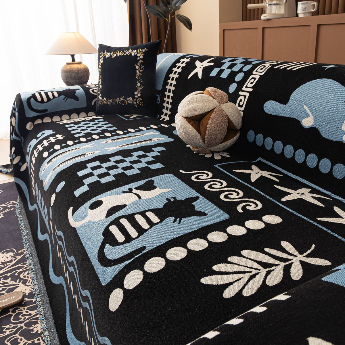 Boho Chic Woven Throw Blanket for Couch, Washable Couch Cover for Pets, Dogs, Cats