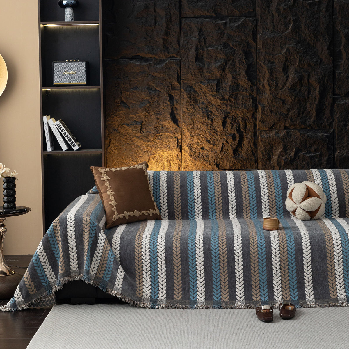 Cozy Decorative Throw Blanket for Couches, Boho Plush Woven Sofa Cover with Stripes