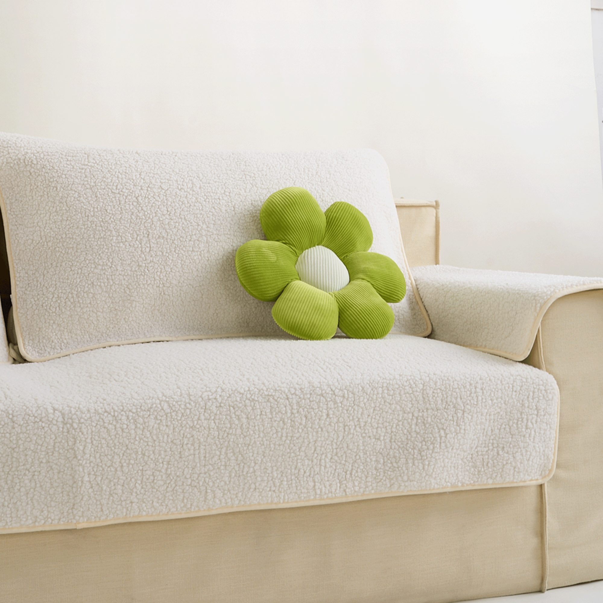 Flower-Shaped Plush Pillow with Ribbed Petals