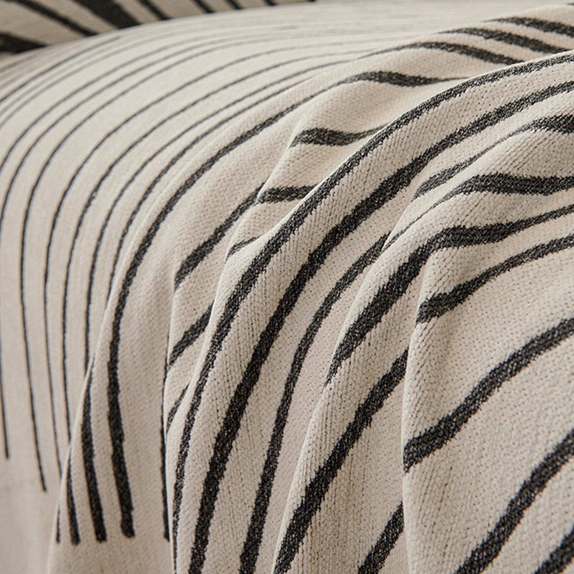 Jacquard Sofa Cover with Curved Line Pattern