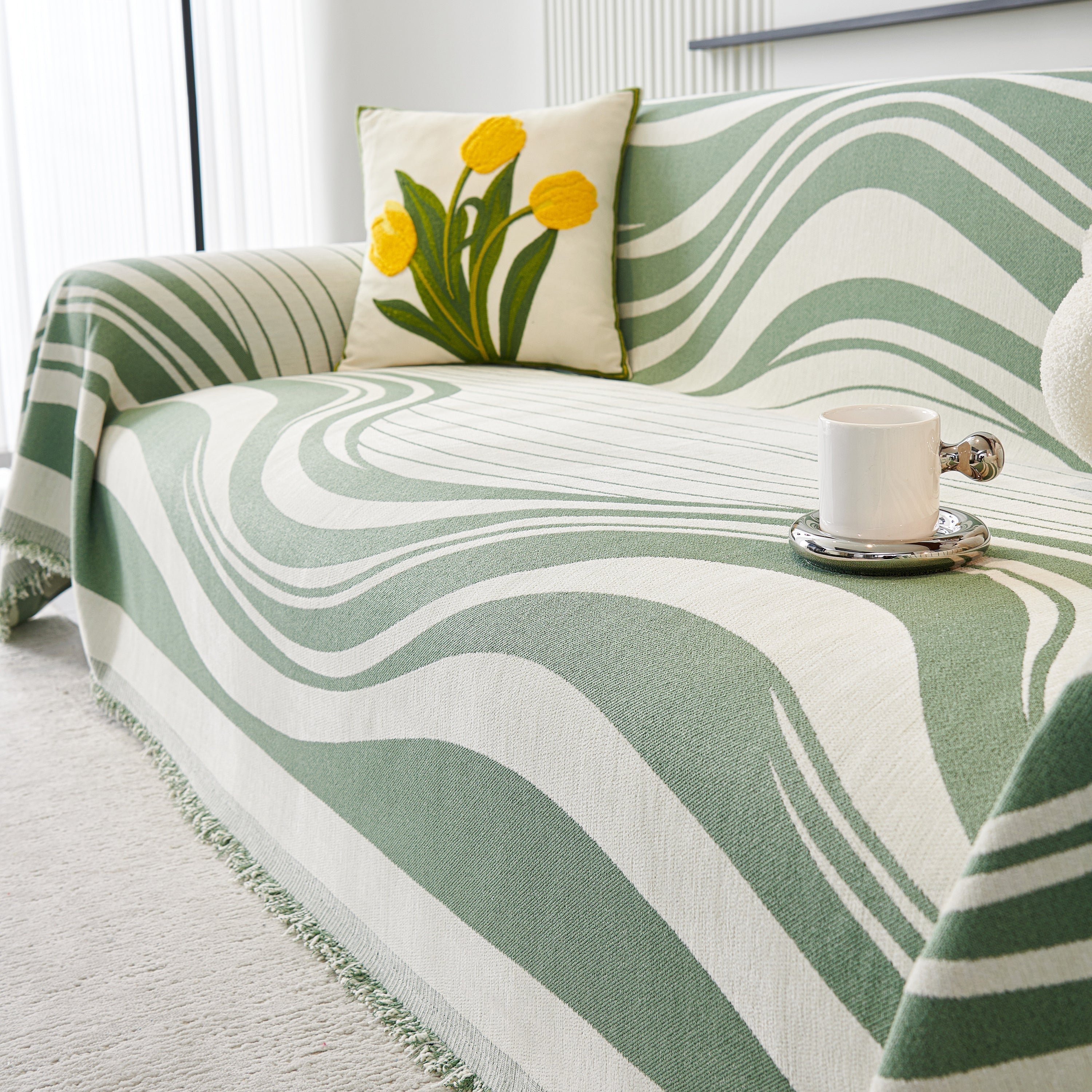 Modern Chenille Sofa Throw with Wavy Pattern