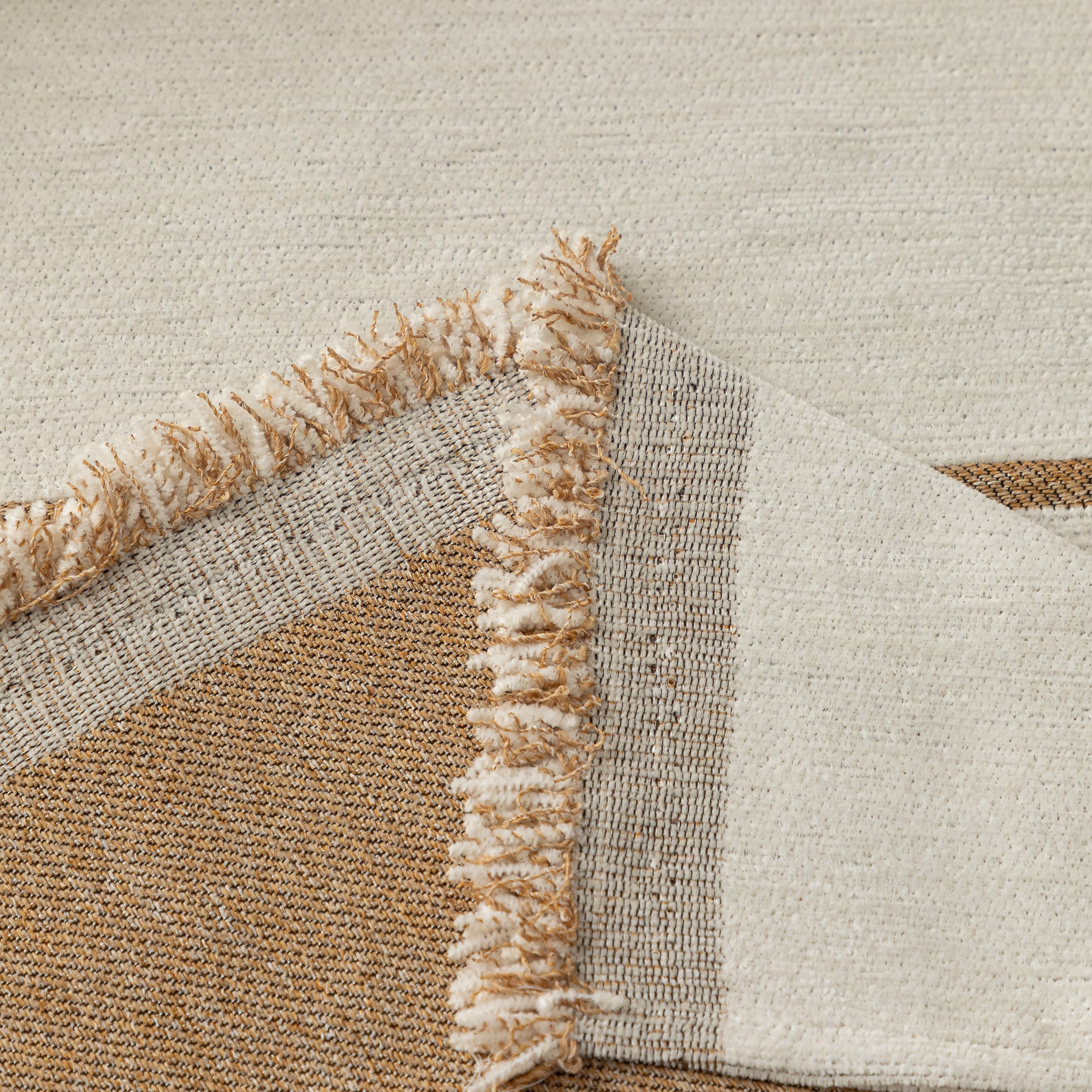 Modern Plaid Chenille Sofa Throw with Tassels