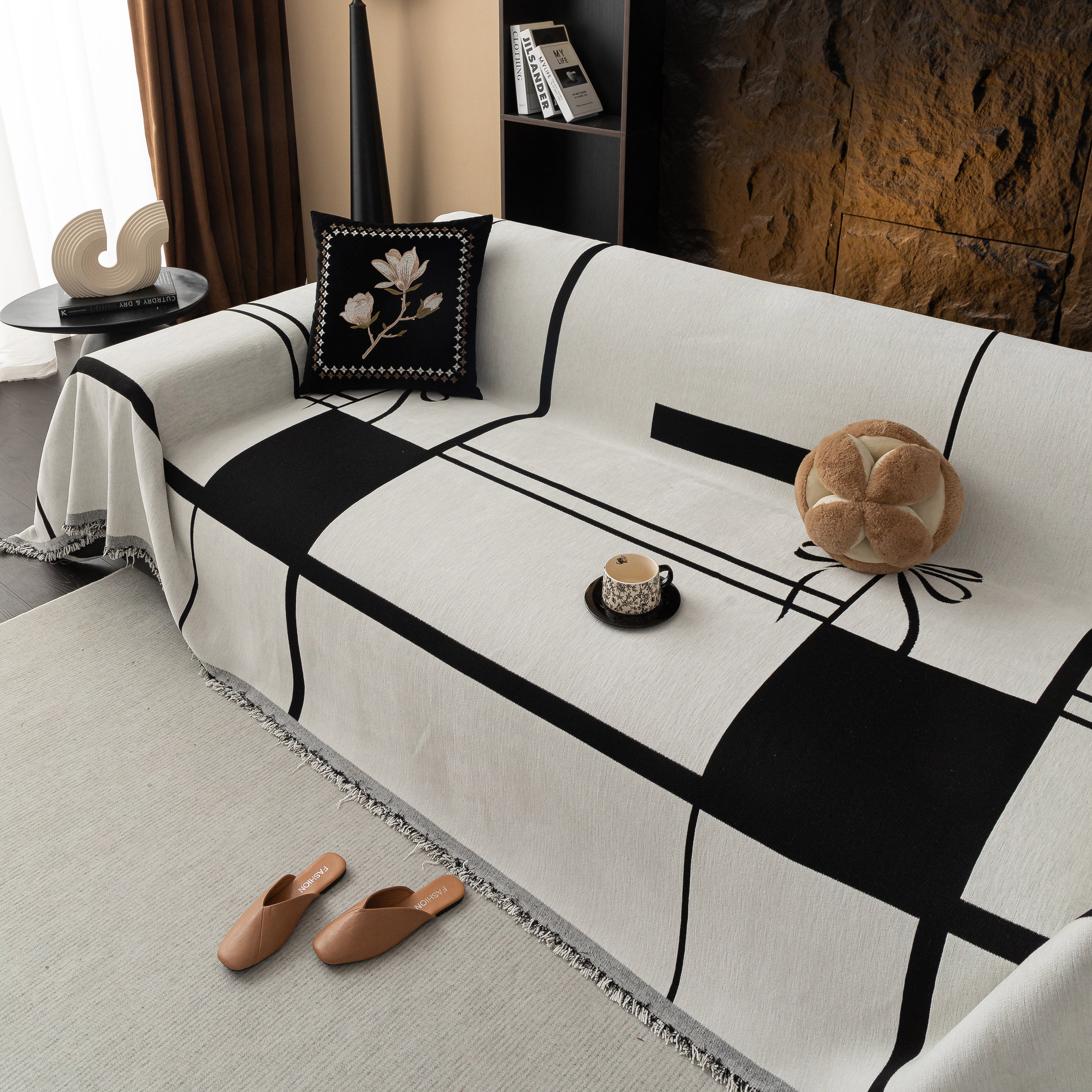 Modern Plaid Chenille Sofa Throw with Tassels
