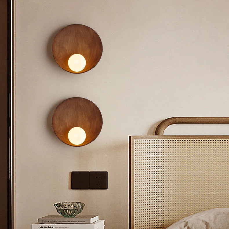 Modern Round Wall Sconce with Frosted Globe