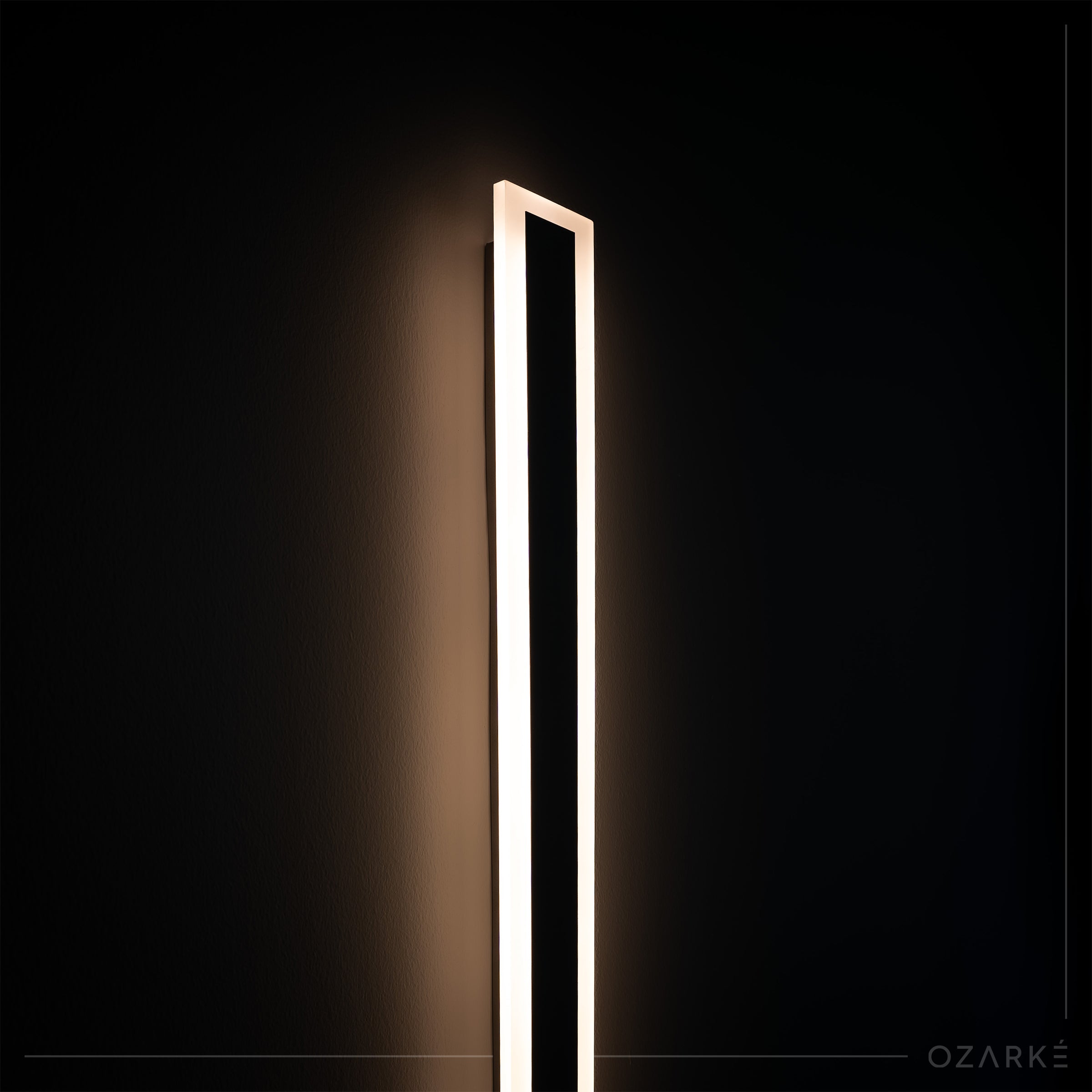 Outdoor Linear LED Wall Lamp with Back Glow