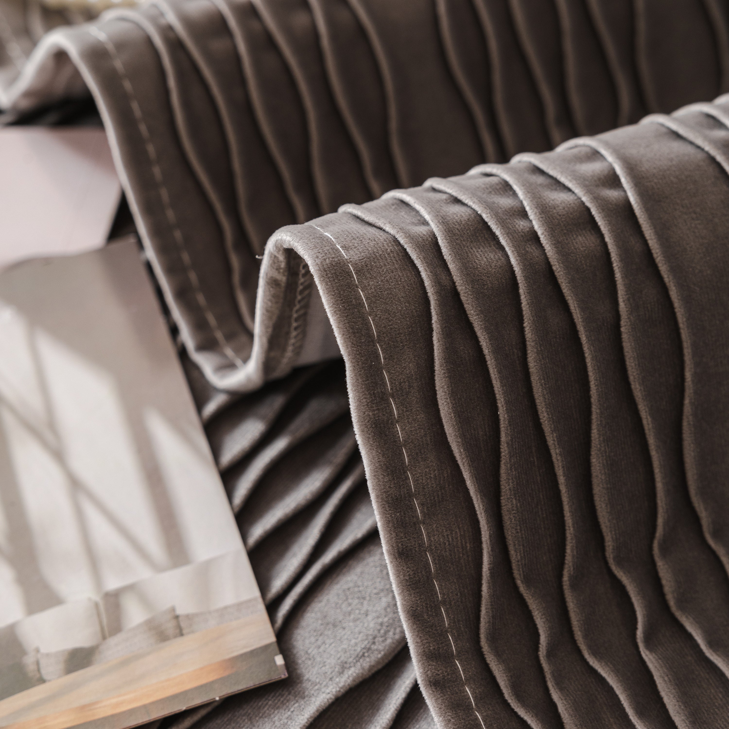 Plush Flannel Sofa Throw with Ruffled Skirt
