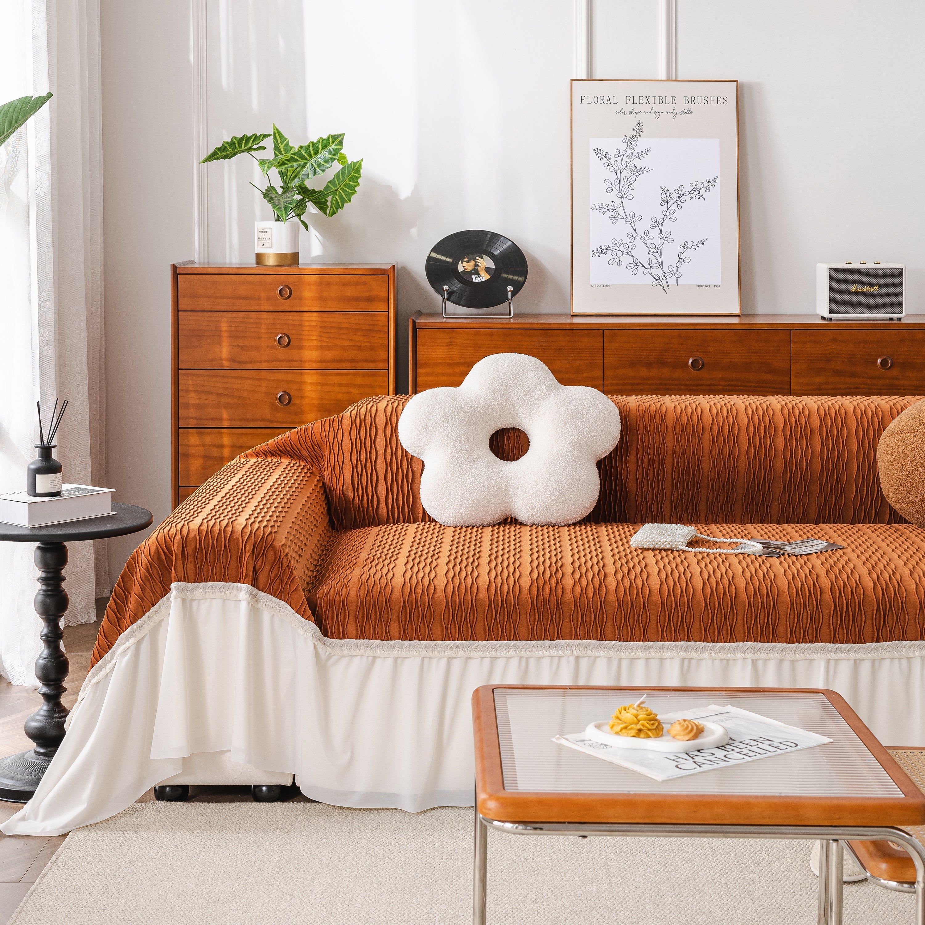 Plush Flannel Sofa Throw with Ruffled Skirt