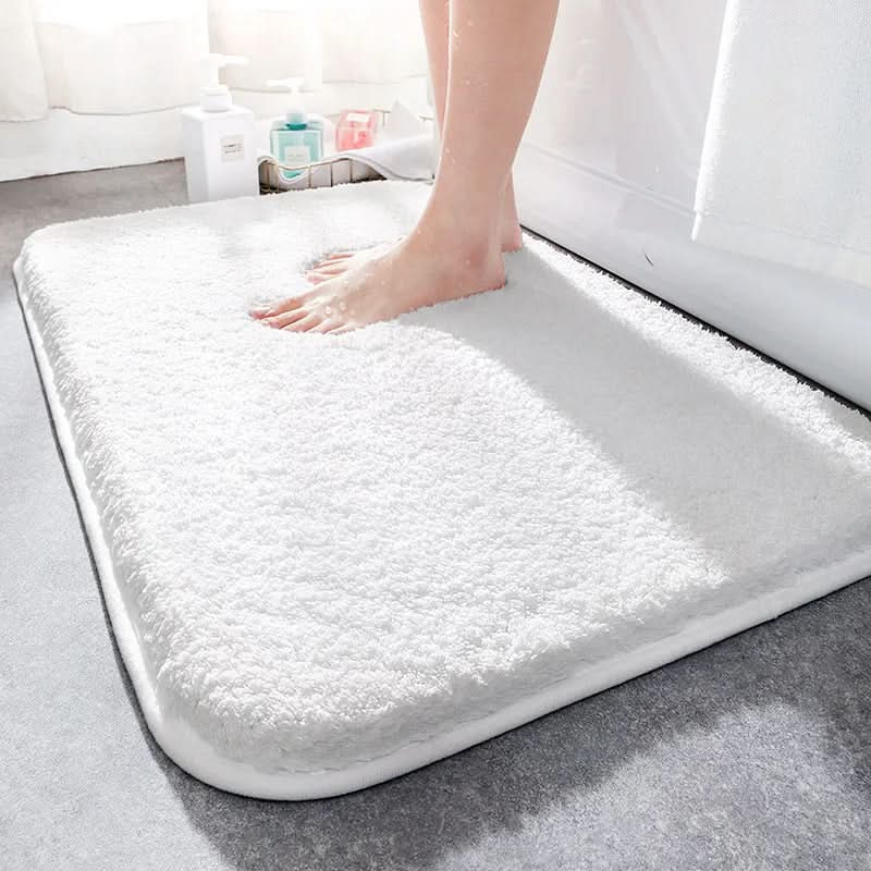Plush Microfiber Bath Mat with Non-Slip Grip
