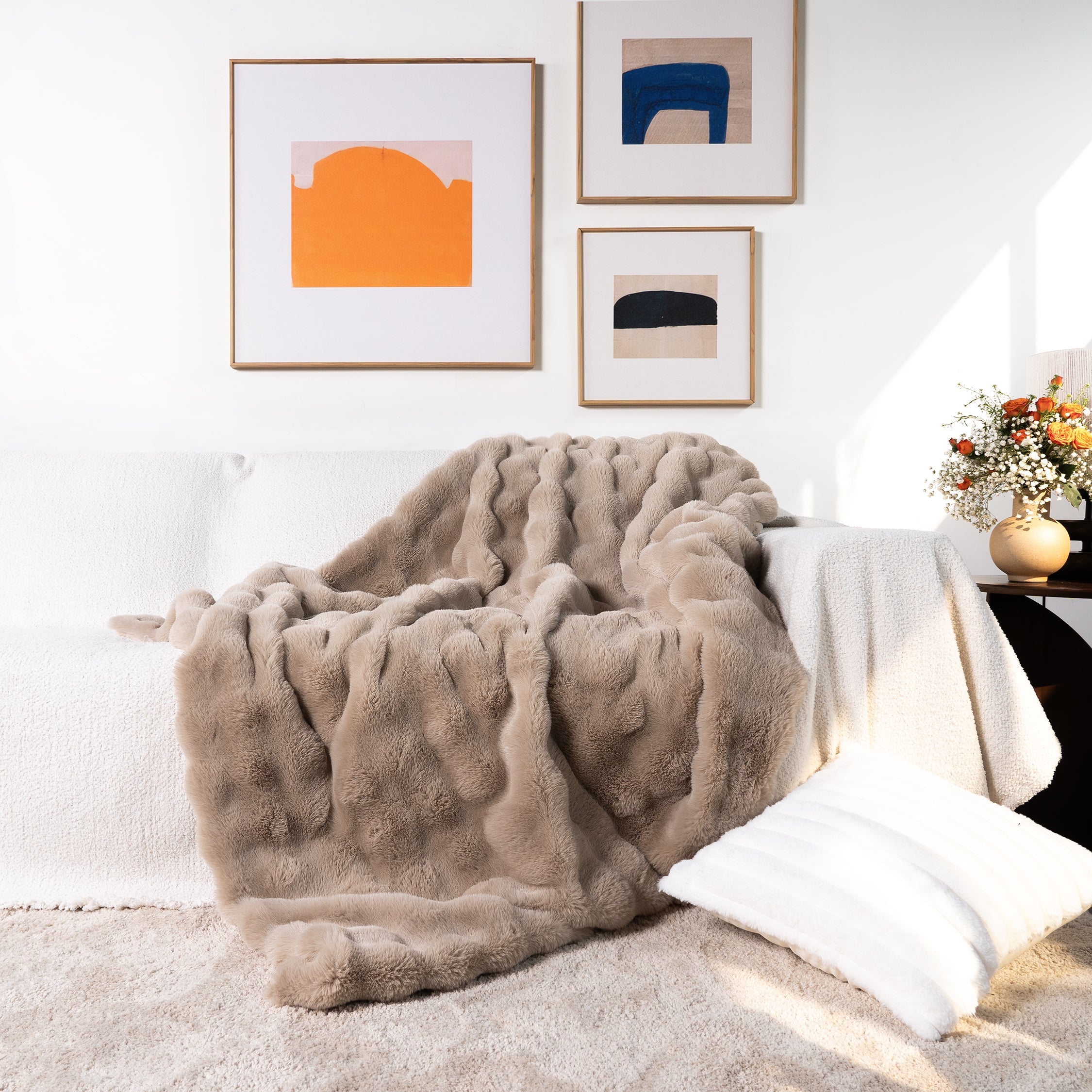 Plush Rabbit Fur Throw with Ruched Texture