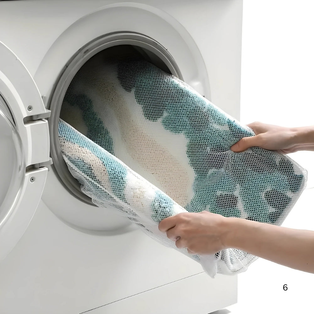 Soft Coastal Bath Mat with Ocean Wave Pattern