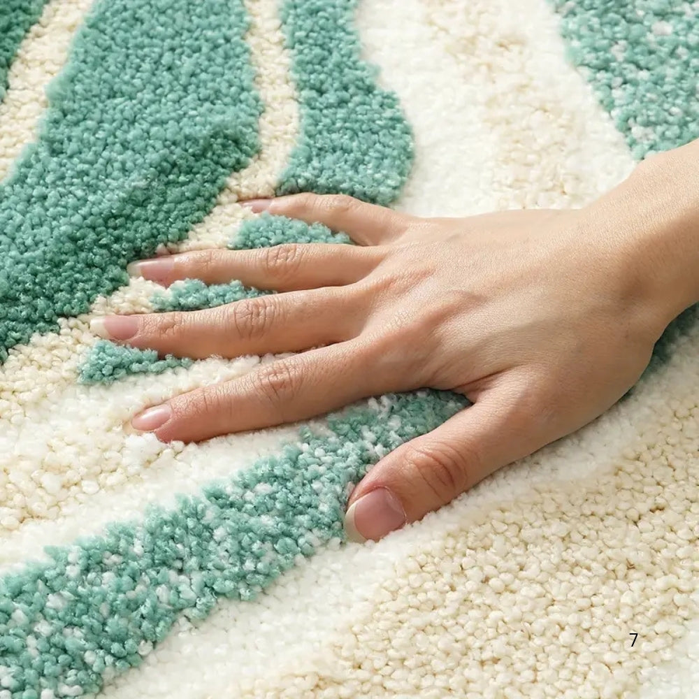 Soft Coastal Bath Mat with Ocean Wave Pattern