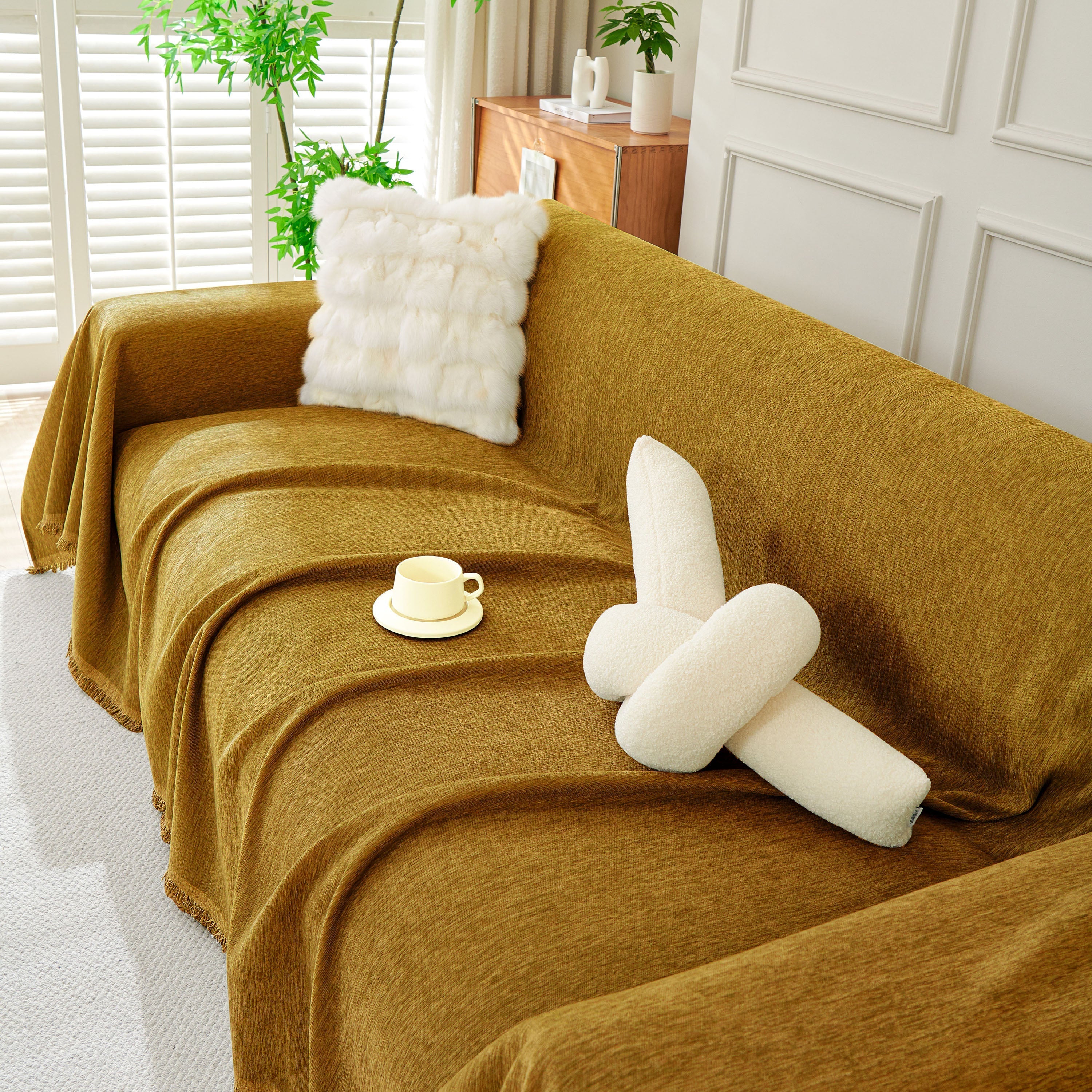 Solid Chenille Sofa Throw with Fringed Edge