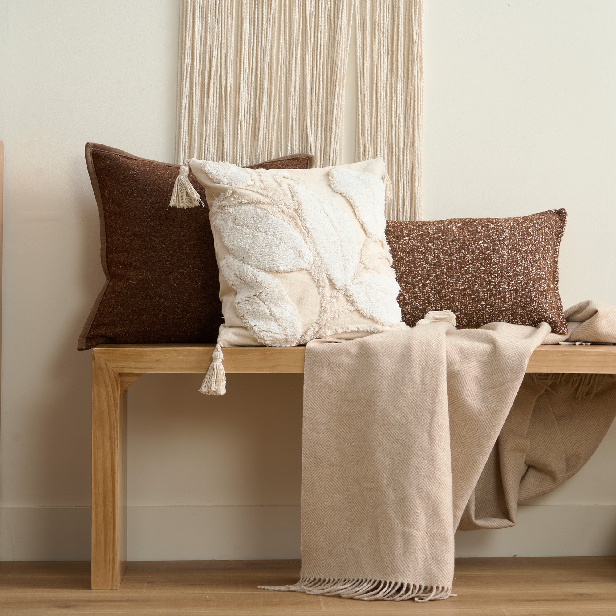 Tufted Leaf Cushion Cover with Tassel Corners