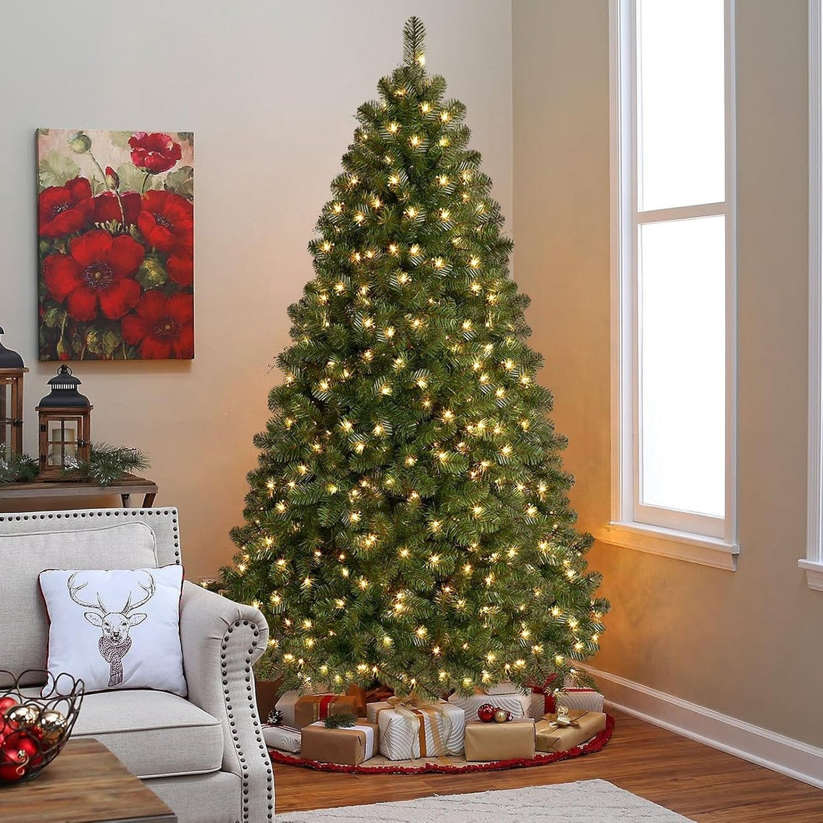 Artificial Christmas Tree With 250 Warm White Lights And 900 Branch Tips - Image 3