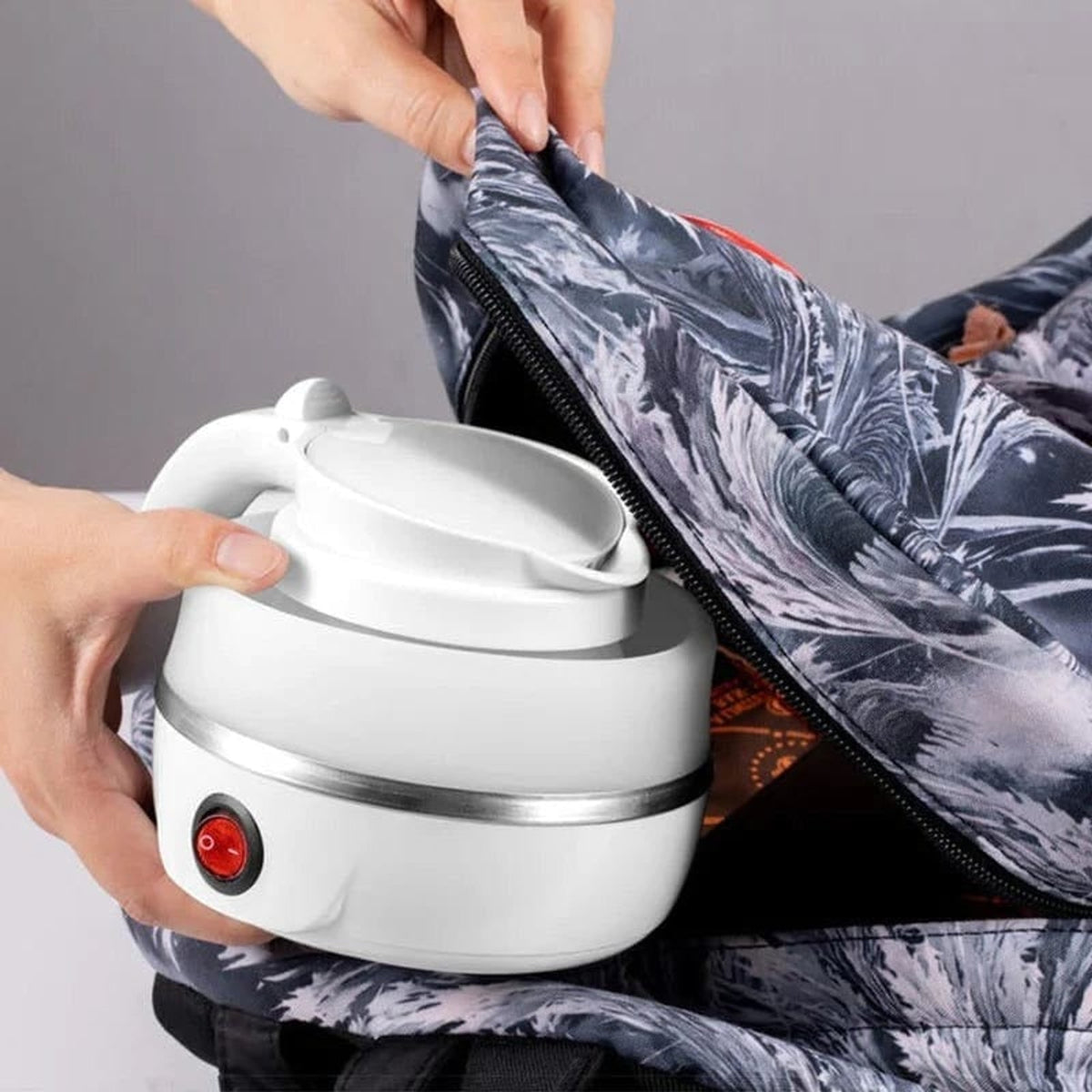 Compact Foldable Travel Kettle With Rapid Boil For Hot Drinks - Image 5